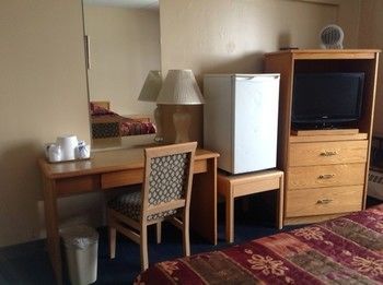 Town And Country Motor Hotel YYC Buitenkant foto